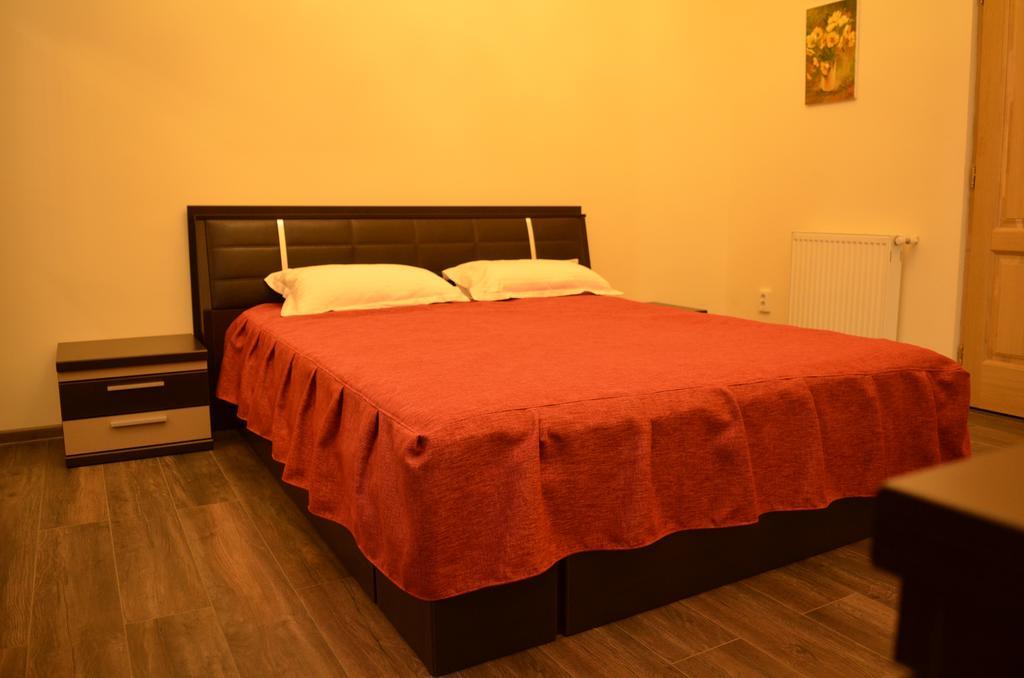 Casa Remo - Guesthouse Turda Esterno foto