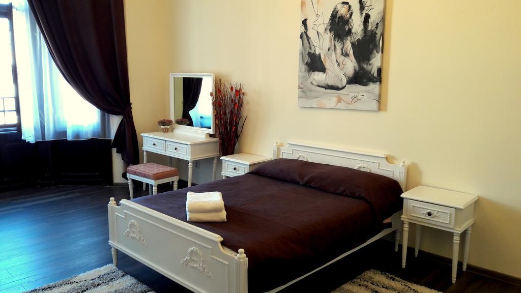 Casa Remo - Guesthouse Turda Esterno foto