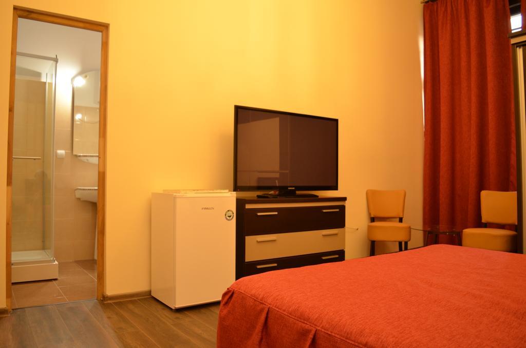Casa Remo - Guesthouse Turda Esterno foto